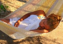 Con người không ăn, không ngủ, không thở tối đa được bao lâu?