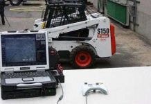 Điều khiển robot khắc phục sự cố hạt nhân như chơi game.