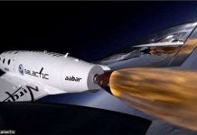 Cận cảnh tàu vũ trụ tư nhân vượt rào cản âm thanh