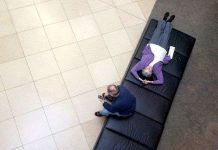 Lệch múi giờ phía đông gây mệt mỏi lâu hơn phía tây