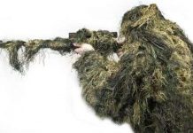 Giải mã bộ trang phục "tàng hình" trị giá nửa tỉ đồng