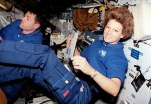 Lý do NASA từng quay lưng với phi hành gia nữ