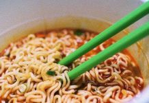 Hành trình "chinh phục thế giới" của món ăn số 1 trong lòng sinh viên