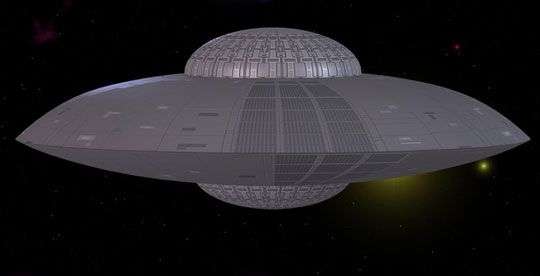 Đĩa bay ven biển săn lùng các động vật