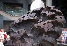 Điểm mặt thiên thạch “khủng” đáp xuống Trái đất