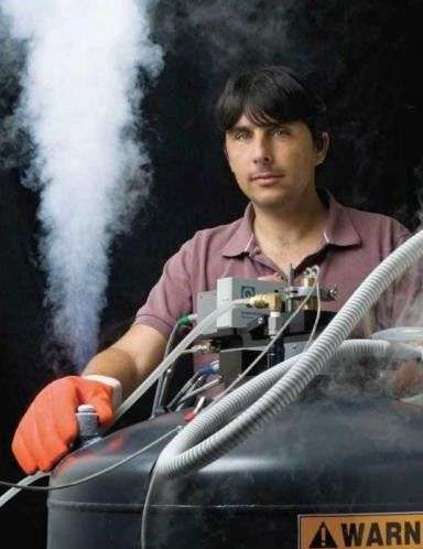 Sử dụng ánh sáng làm biến đổi thuộc tính chất siêu dẫn