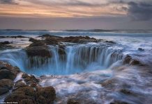 Giếng thần Thor kỳ lạ hút nước giữa biển