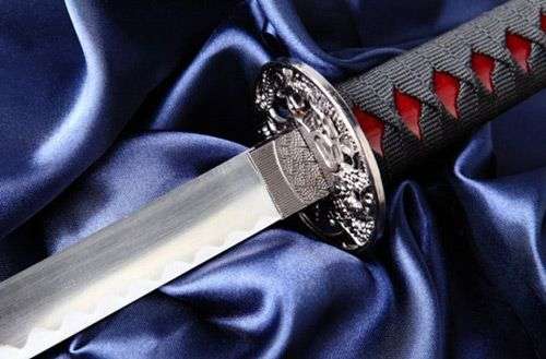 Khám phá 8 thanh kiếm kỳ bí bậc nhất thế giới