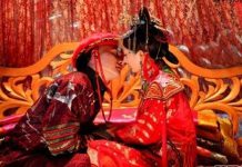 Hoàng đế Trung Quốc trải qua đêm động phòng thế nào?