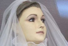 Bí ẩn quanh xác ướp ma-nơ-canh xinh đẹp