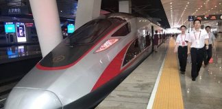Đoàn tàu nhanh nhất thế giới sắp hoạt động tại Trung Quốc