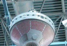 Vệ tinh "già" nhất của Mỹ rơi xuống Trái đất