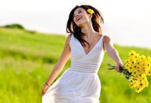 Các nhà khoa học tìm ra 3 cách sống hạnh phúc trong năm mới