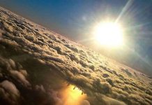 Lí do bạn nên chọn ghế ngồi sát cửa sổ trên máy bay