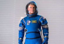 Bộ áo phi hành gia mới của NASA giống hệt trong phim 2001: A Space Odyssey