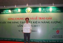 Máy ấp trứng dùng năng lượng mặt trời