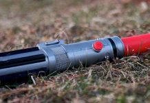 Điều gì sẽ xảy ra khi đấu tay đôi bằng kiếm ánh sáng lightsaber?