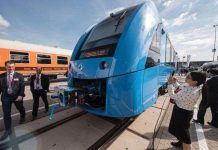 Tàu hoả không khí thải, chỉ thải ra hơi nước