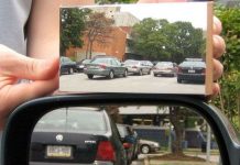 Phát minh ra loại gương có góc nhìn rộng hơn nhiều so với gương thường