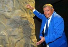 Học thuyết "người ngoài hành tinh tạo ra người Trái đất" gây shock