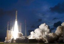 Pháp phóng thành công tên lửa đẩy hạng nặng Ariane-5 lên vũ trụ