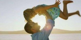 Muốn hạnh phúc hơn, hãy nói chuyện với bố