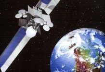 Hàng ngàn người mất liên lạc do sự cố vệ tinh