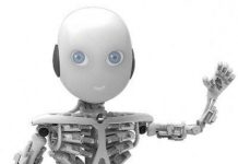 Chín tháng thai nghén cậu bé Roboy