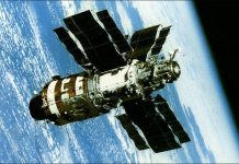 Liên Xô đã cứu trạm vũ trụ Saliut-7 như thế nào?