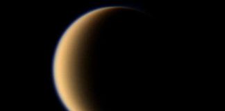 Mô hình máy tính mới về Mặt trăng Titan