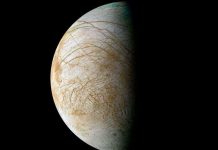 Đại dương nước nằm rất sâu trên vệ tinh của sao Mộc