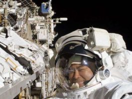Nhà du hành Nhật hoàn tất chuyến đi ngoài trạm ISS
