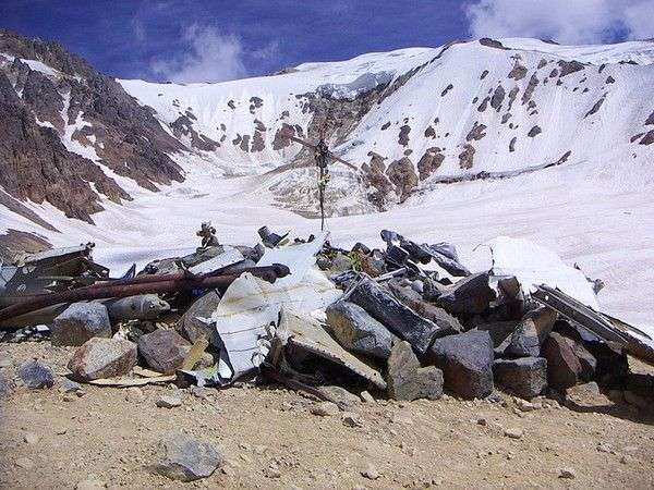 4 vụ tai nạn máy bay đâm vào núi khủng khiếp nhất lịch sử
