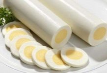 Sự thật đằng sau những quả trứng gà dài 30cm nổi tiếng của Đan Mạch