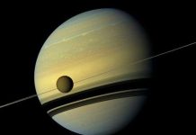 Mùa đông xuất hiện trên mặt trăng Titan của sao Thổ