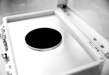 Vật liệu tối nhất có thể nuốt chửng hầu hết ánh sáng