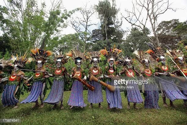 Nghi lễ vẽ xương trên cơ thể của bộ tộc Chimbu, Papua New Guinea