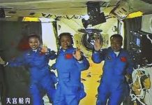 Tàu thần Châu 10 đã kết nối Thiên Cung-1