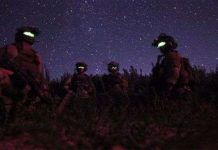 Khám phá kính đặc biệt giúp lính Mỹ nhìn xuyên bóng đêm