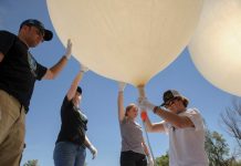NASA thả bóng bay chứa vi khuẩn lên không trung vào sự kiện Nhật thực tới