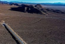 Những hình ảnh đầu tiên về đoàn tàu chạy với tốc độ 1.220km/h