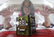 Nghệ sĩ Hàn Quốc tự chế tạo vệ tinh