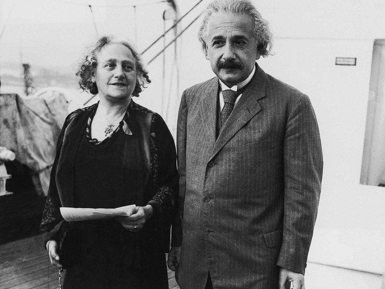 Bức thư Einstein gửi con gái tiết lộ về thứ năng lượng mạnh mẽ, kỳ lạ nhất thế giới