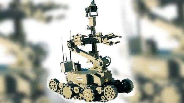 Đây là robot được sử dụng để tiêu diệt kẻ sát hại 5 cảnh sát Mỹ tuần qua