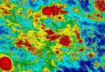 Máy bay Air Asia có thể đã đối mặt núi mây vũ tích