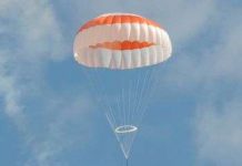 Ngăn ngừa thảm họa rơi máy bay bằng cách lắp dù Ngăn ngừa thảm họa rơi máy bay bằng cách lắp dù