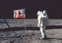 Người Mỹ có lên Mặt trăng thật không? Người Mỹ có lên Mặt trăng thật không?
