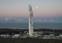 SpaceX phóng thành công 10 vệ tinh Iridium Next vào không gian SpaceX phóng thành công 10 vệ tinh Iridium Next vào không gian
