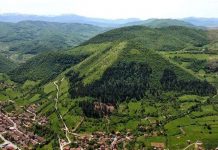 Sự tương đồng đáng kinh ngạc giữa kim tự tháp Bosnia và Giza