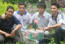 Hoa… robot Hoa... robot